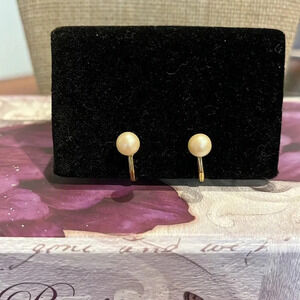 Monet Pearl Earrings Vintage Clip On Pretty Goldtone